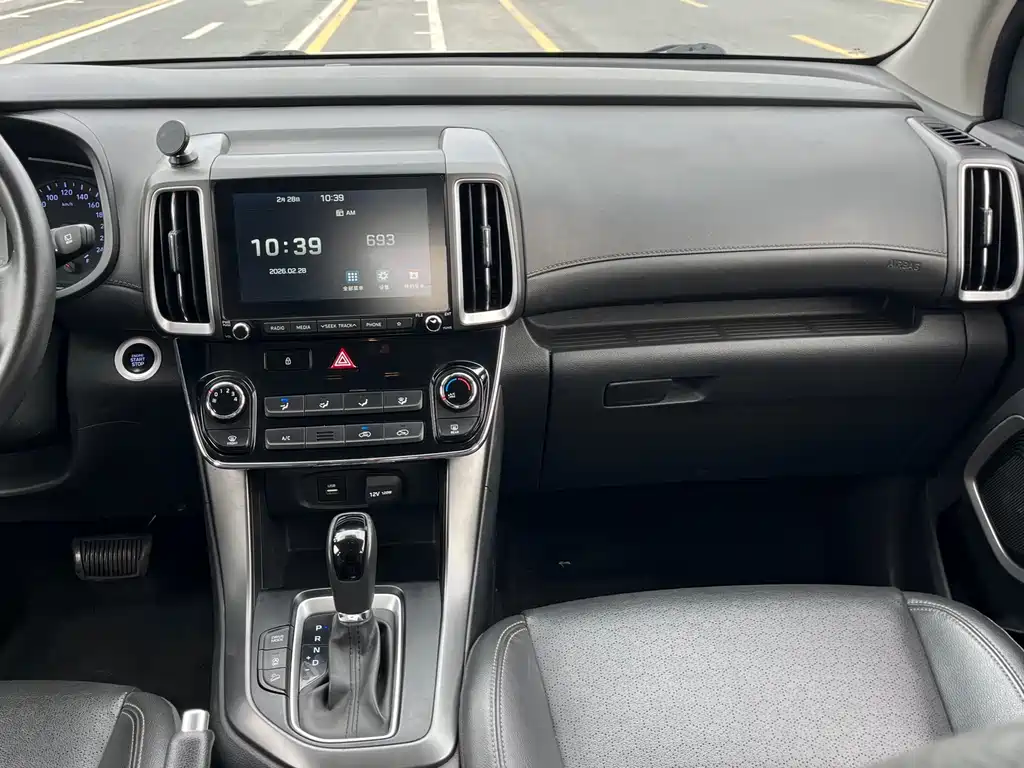 Hyundai Hyundai ix35 2018 2.0L Automatic 2WD Smart Joy Premium Edition 2018 - thumbnail 10