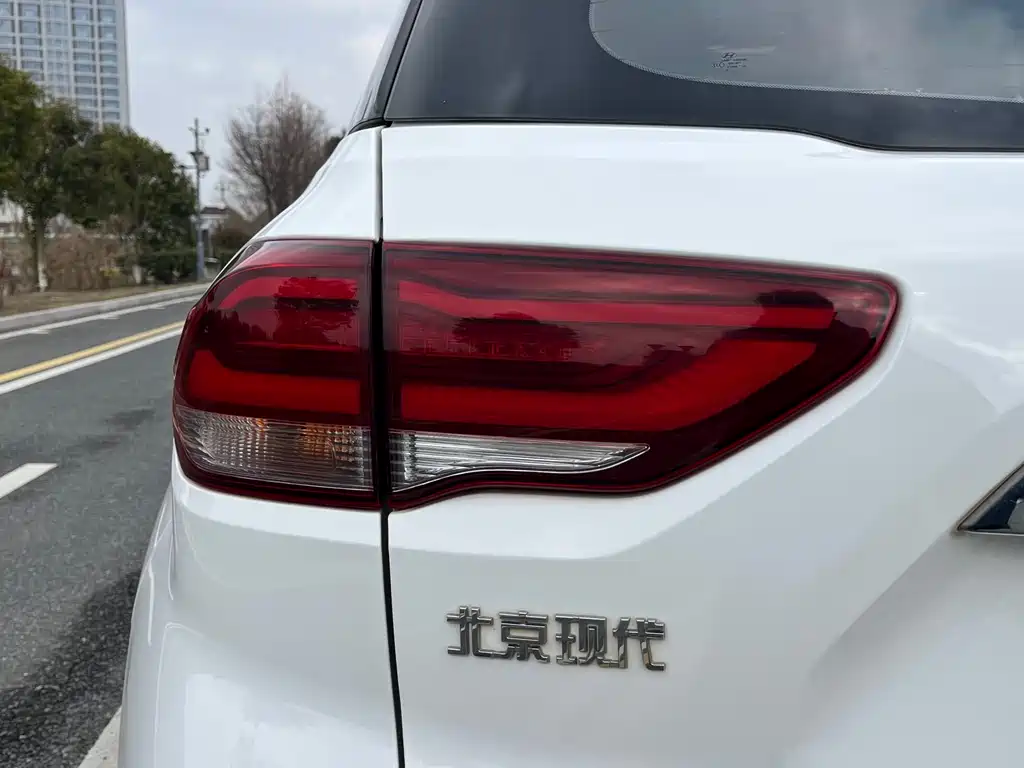 Hyundai Hyundai ix35 2018 2.0L Automatic 2WD Smart Joy Premium Edition 2018 - thumbnail 13