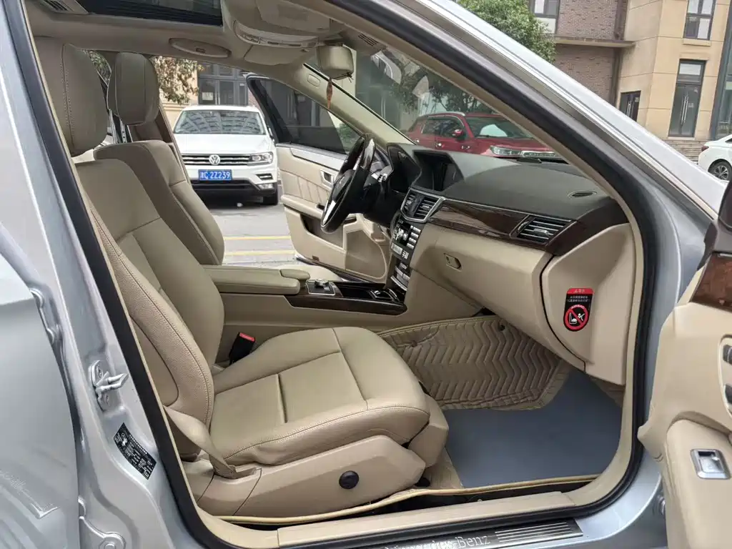 Mercedes-Benz Mercedes-Benz E-Class 2013 E 260 L CGI Fashion Edition 2013 - thumbnail 9
