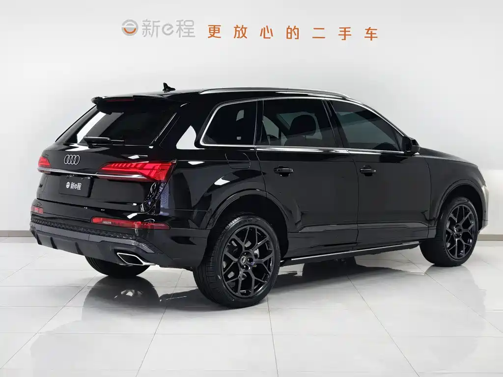 Audi Audi Q7 2024 45 TFSI quattro S line Black Knight Edition 2024 - thumbnail 6