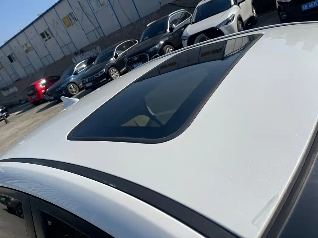 Changan YiDong 2014 1.6L Manual Luxury Edition 2016 - thumbnail 11