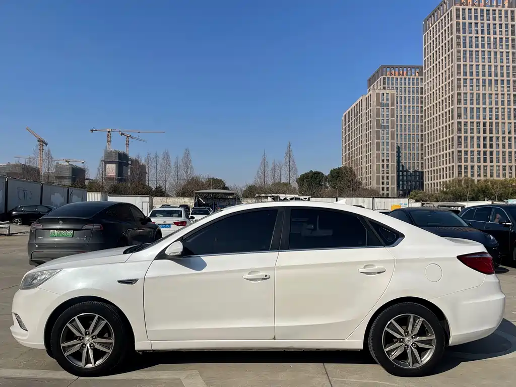 Changan YiDong 2014 1.6L Manual Luxury Edition 2016 - thumbnail 12