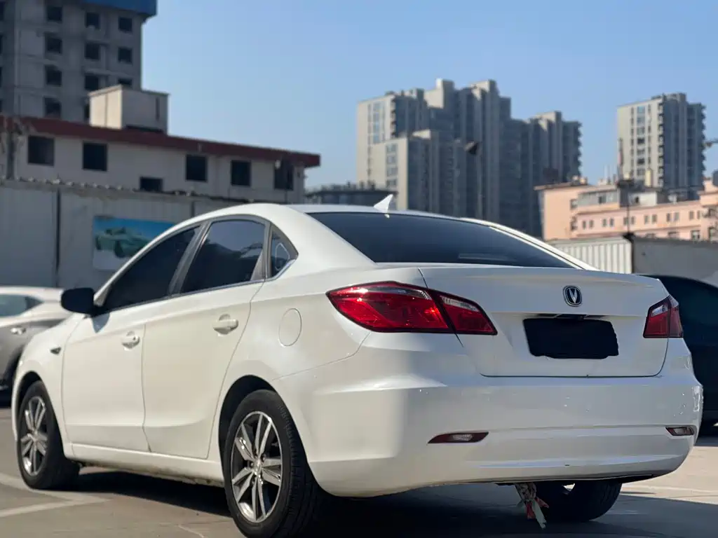 Changan YiDong 2014 1.6L Manual Luxury Edition 2016 - thumbnail 13