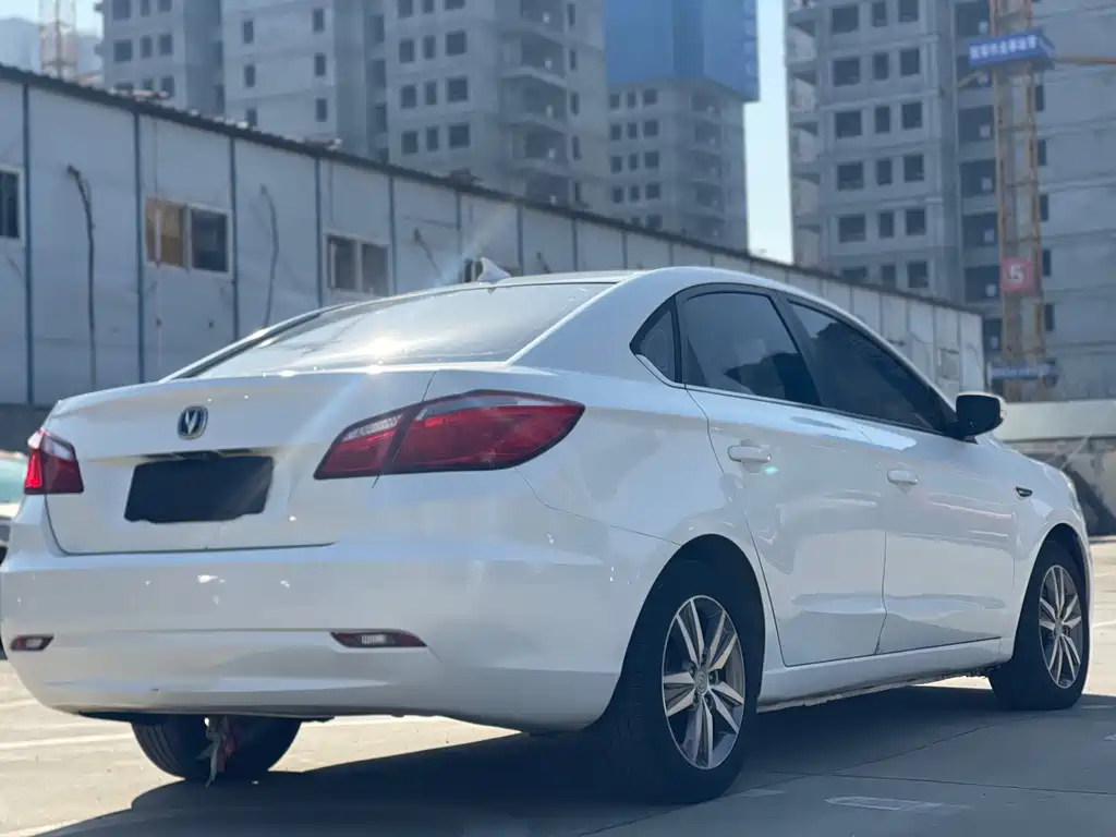 Changan YiDong 2014 1.6L Manual Luxury Edition 2016 - thumbnail 15