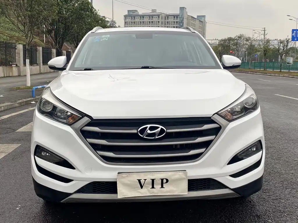 Hyundai Hyundai Tucson 2015 1.6T DCT 2WD Smart Edition 2016 - thumbnail 2