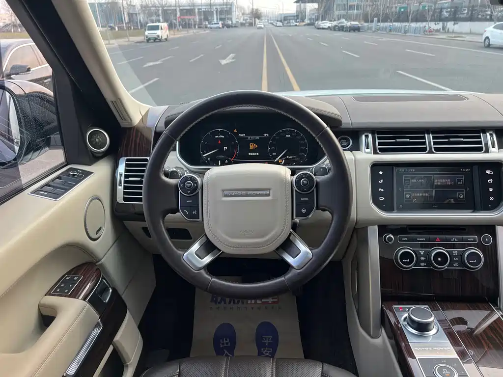 Land Rover Range Rover 2016 3.0 SC V6 Vogue SE Autobiography Long Wheelbase 2016 - thumbnail 9