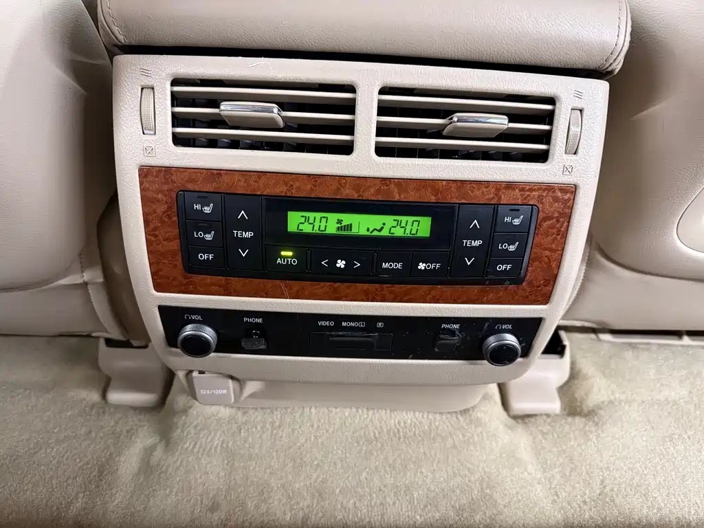 Toyota Land Cruiser 2012 4.6L Automatic VX-R 2014 - thumbnail 14