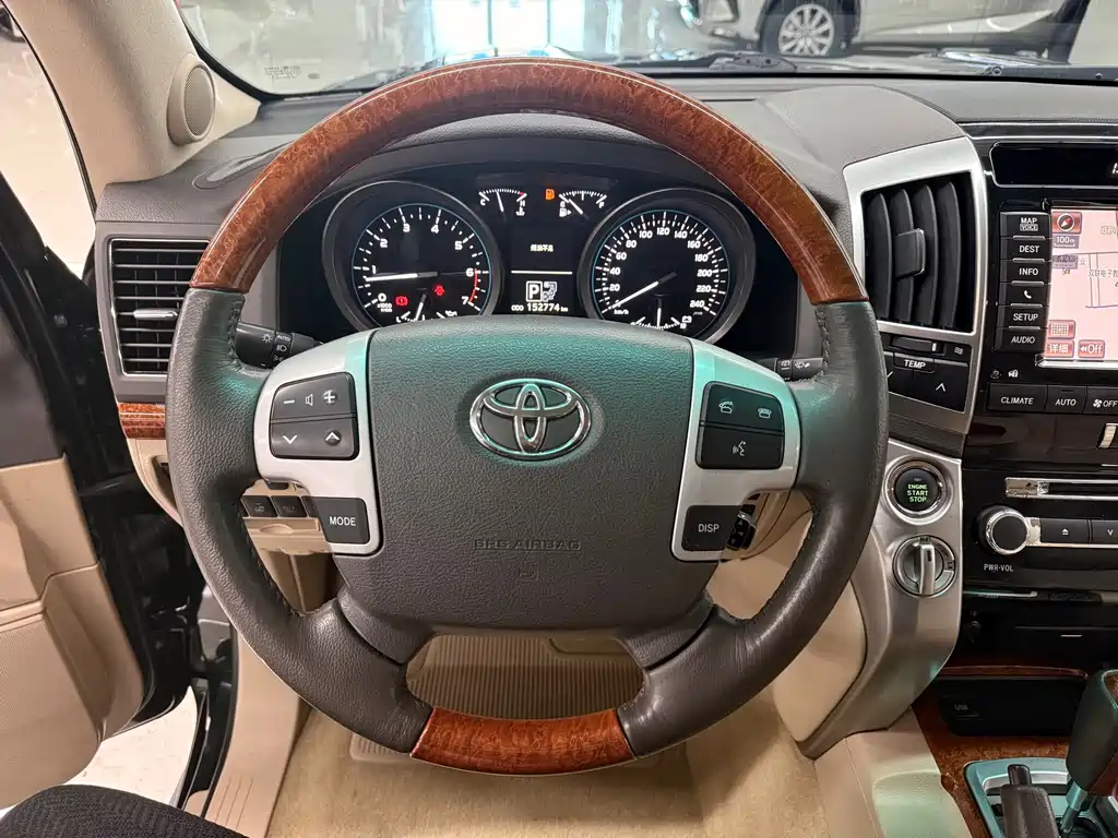 Toyota Land Cruiser 2012 4.6L Automatic VX-R 2014 - thumbnail 15