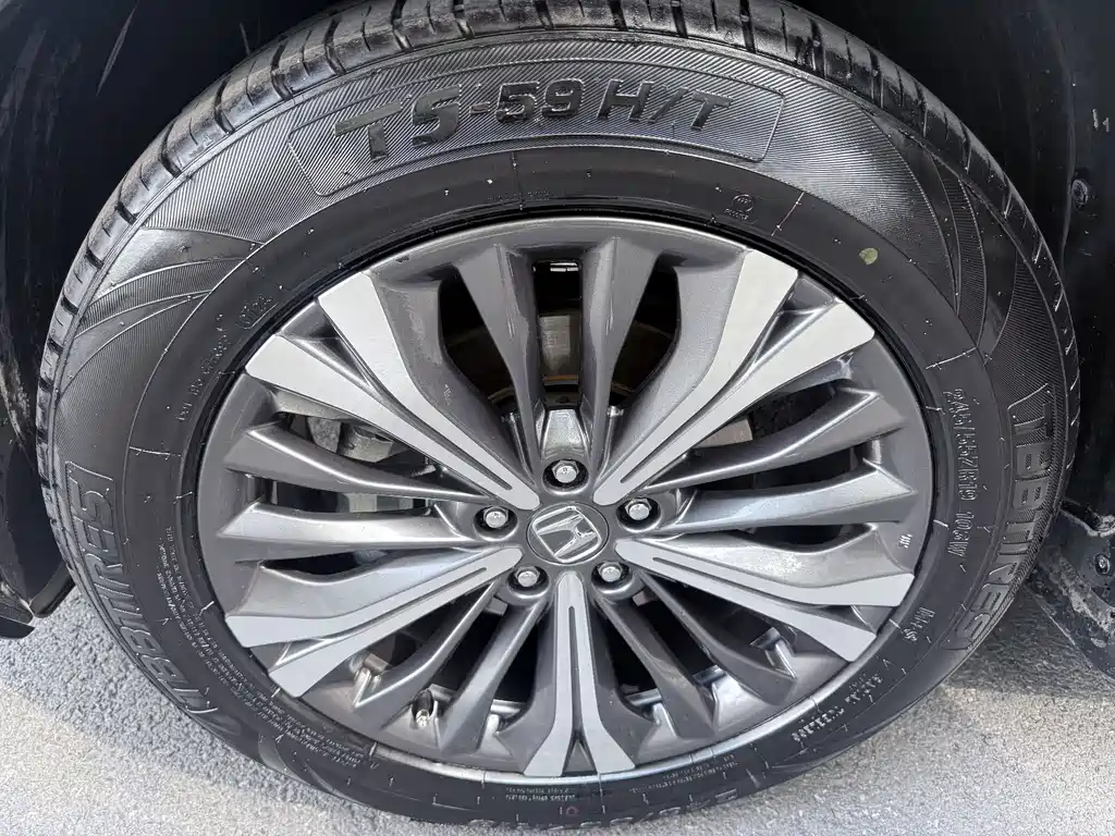 Honda Honda UR-V 2020 370TURBO AWD Elegant Edition 2020 - thumbnail 14