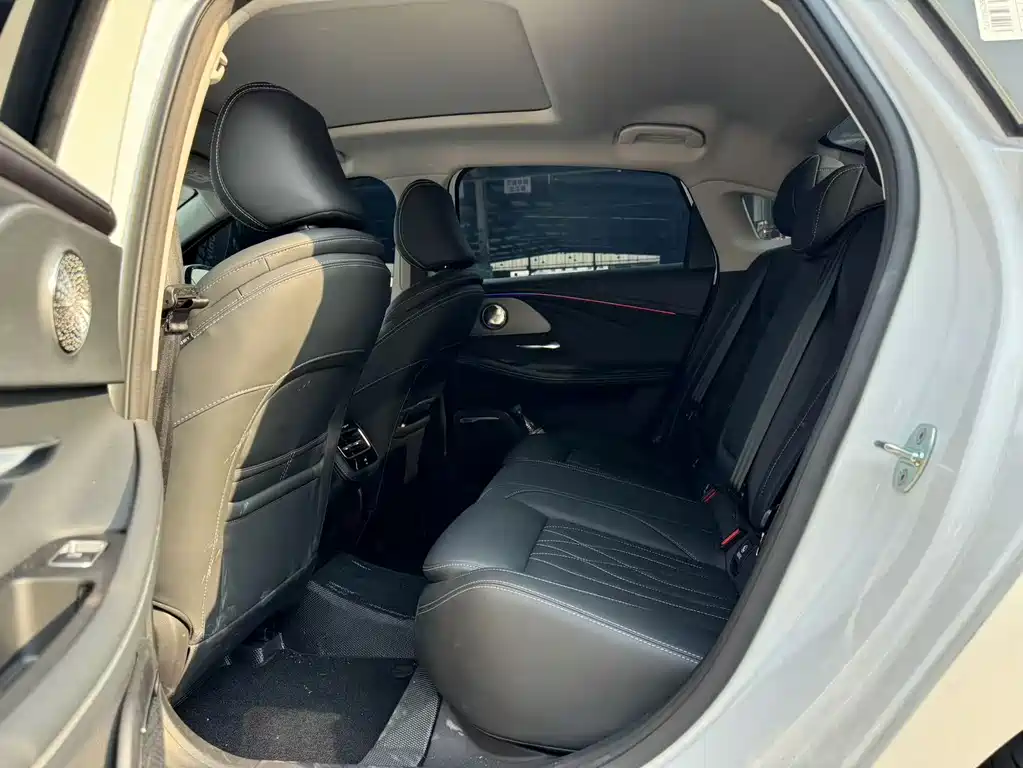 Chery Arrizo 8 2024 1.6T DCT Rui 2024 - thumbnail 7