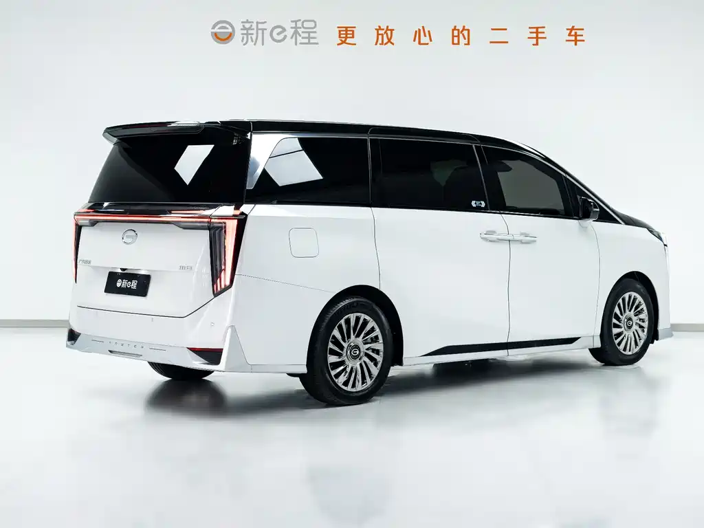 GAC Trumpchi GAC Trumpchi M8 2023 Master Series 400T Flagship Edition 2023 - thumbnail 4