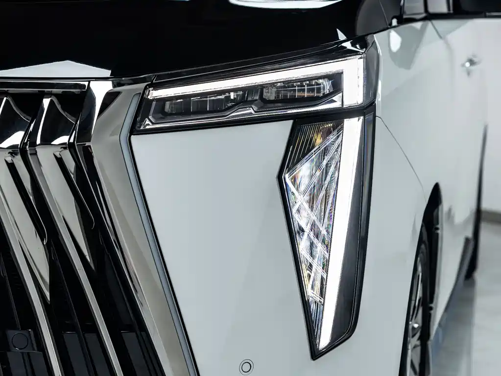 GAC Trumpchi GAC Trumpchi M8 2023 Master Series 400T Flagship Edition 2023 - thumbnail 12