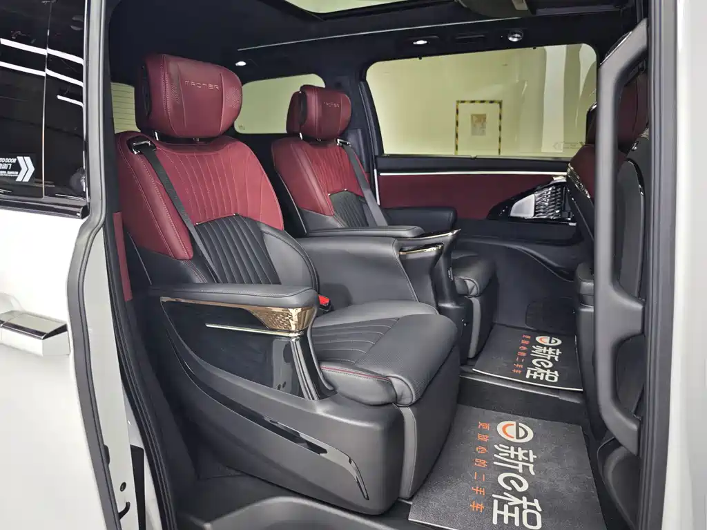 GAC Trumpchi GAC Trumpchi M8 2023 Master Series 400T Flagship Edition 2023 - thumbnail 13