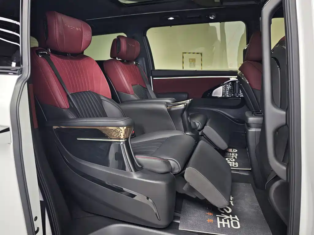 GAC Trumpchi GAC Trumpchi M8 2023 Master Series 400T Flagship Edition 2023 - thumbnail 16