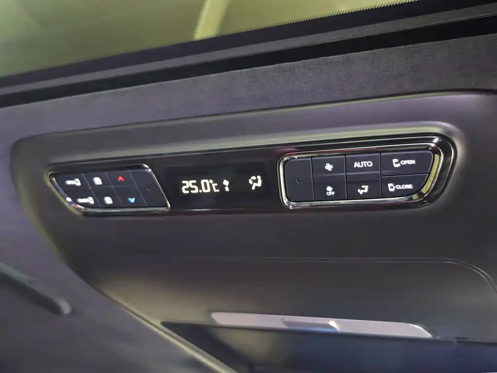 GAC Trumpchi GAC Trumpchi M8 2023 Master Series 400T Flagship Edition 2023 - thumbnail 28