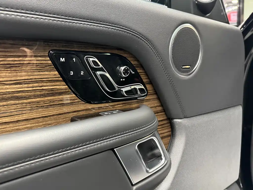 Land Rover Range Rover 2019 3.0 SC V6 Autobiography Long Wheelbase 2019 - thumbnail 17