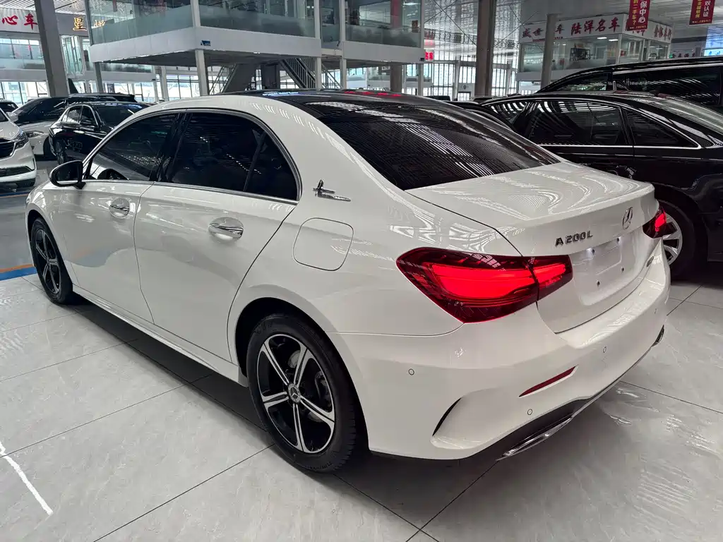 Mercedes-Benz Mercedes-Benz A-Class 2024 Model Year Facelift A 200 L Fashion Edition 2024 - thumbnail 10