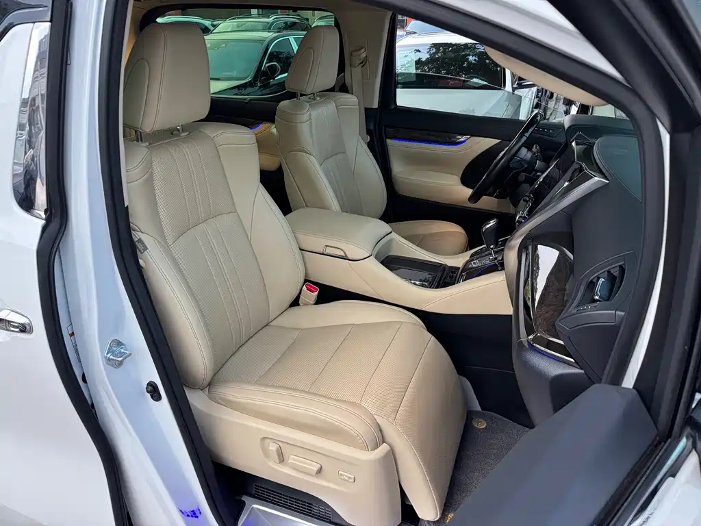 Toyota Alphard 2021 Crown Hybrid 2.5L HV Luxury Version 2022 - thumbnail 12