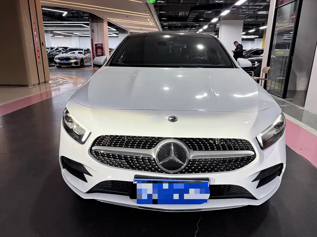 Mercedes-Benz Mercedes-Benz A-Class 2020 A 200 L Sport Sedan 2020 - thumbnail 2