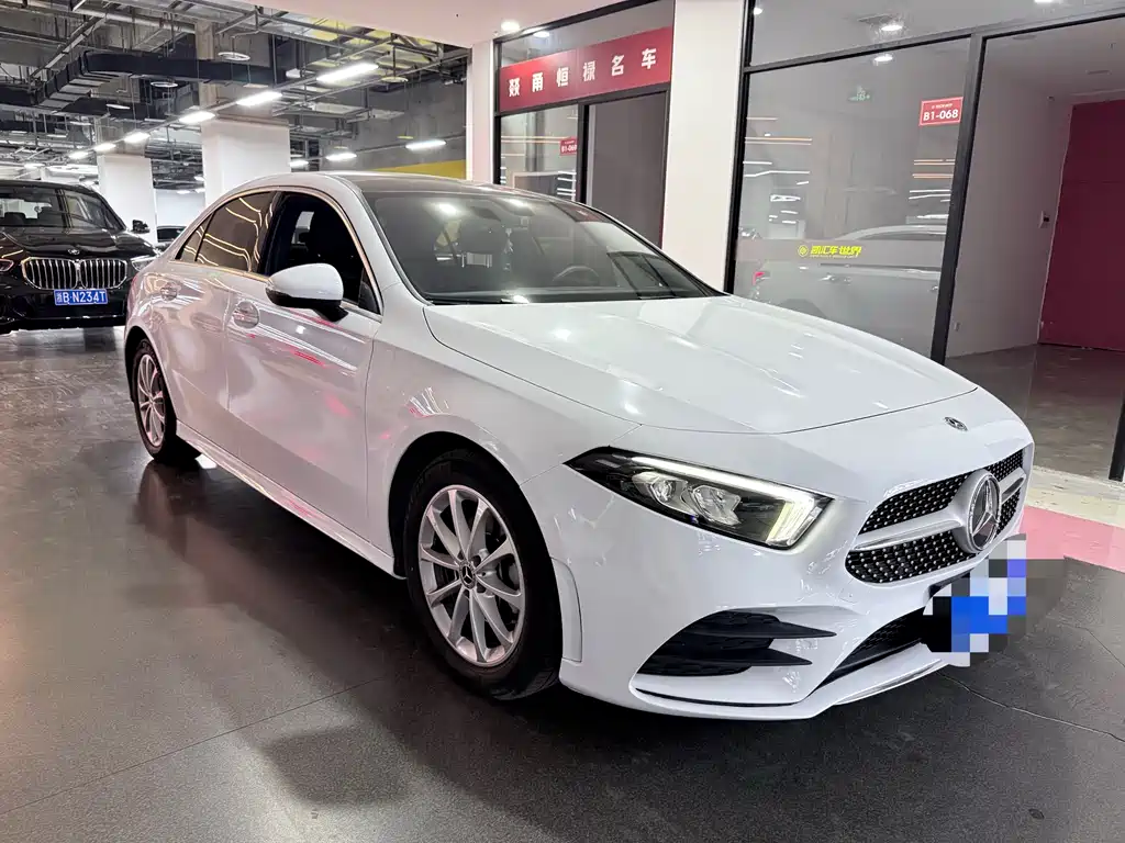Mercedes-Benz Mercedes-Benz A-Class 2020 A 200 L Sport Sedan 2020 - thumbnail 3