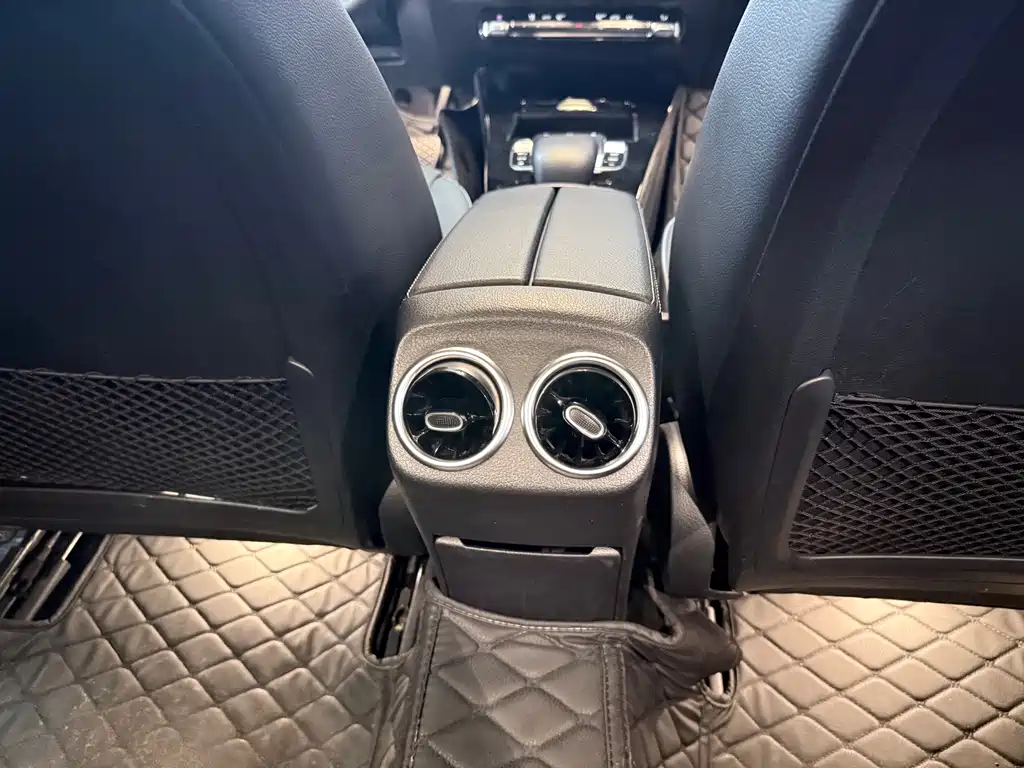Mercedes-Benz Mercedes-Benz A-Class 2020 A 200 L Sport Sedan 2020 - thumbnail 10