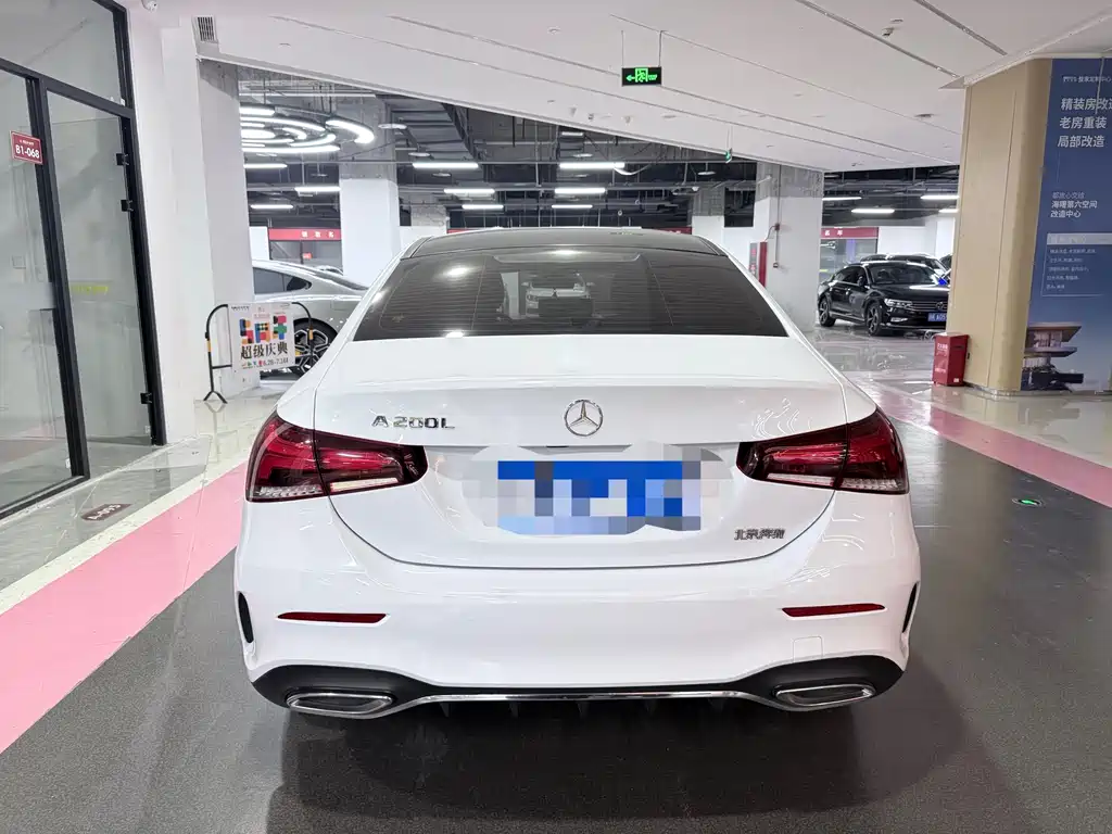 Mercedes-Benz Mercedes-Benz A-Class 2020 A 200 L Sport Sedan 2020 - thumbnail 16