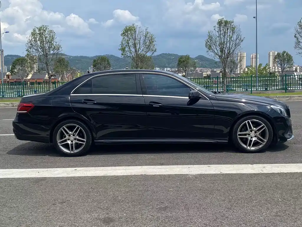 Mercedes-Benz Mercedes-Benz E-Class 2014 E 260 L Sport 2013 - thumbnail 4