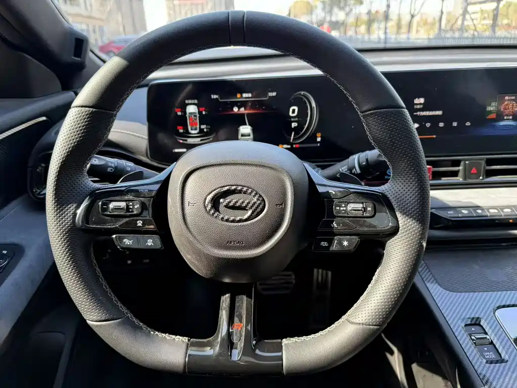 GAC Trumpchi Shadow Leopard 2023 400T Automatic R MAX 2023 - thumbnail 9