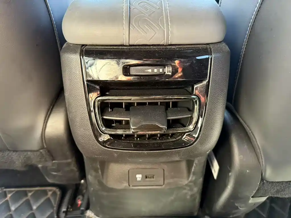 GAC Trumpchi Shadow Leopard 2023 400T Automatic R MAX 2023 - thumbnail 13