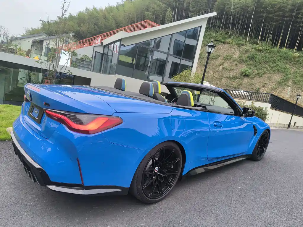 BMW BMW M4 2022 Convertible M xDrive Thunder Edition 2022 - thumbnail 5