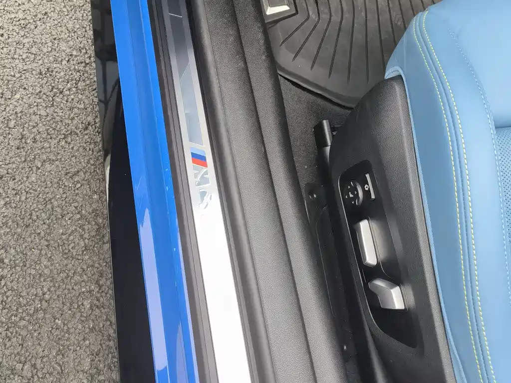 BMW BMW M4 2022 Convertible M xDrive Thunder Edition 2022 - thumbnail 9