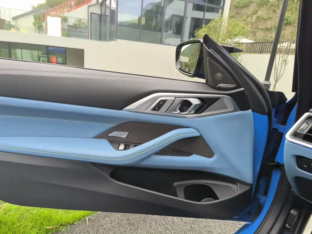 BMW BMW M4 2022 Convertible M xDrive Thunder Edition 2022 - thumbnail 11