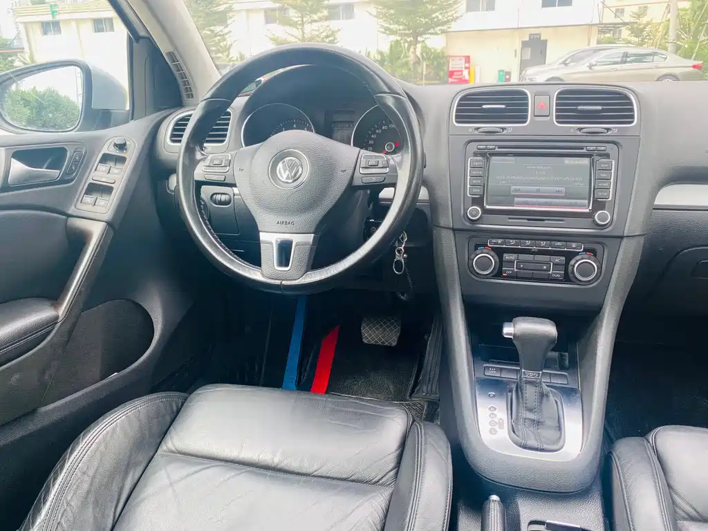 Volkswagen Volkswagen Golf 2010 1.4 TSI Automatic Luxury Edition 2010 - thumbnail 11