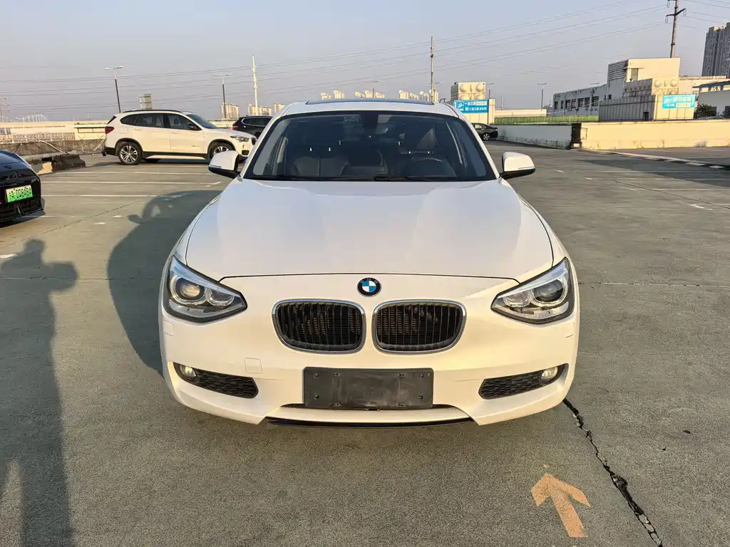BMW BMW 1 Series (Imported) 2015 Model 118i Leading Edition 2015 - thumbnail 3
