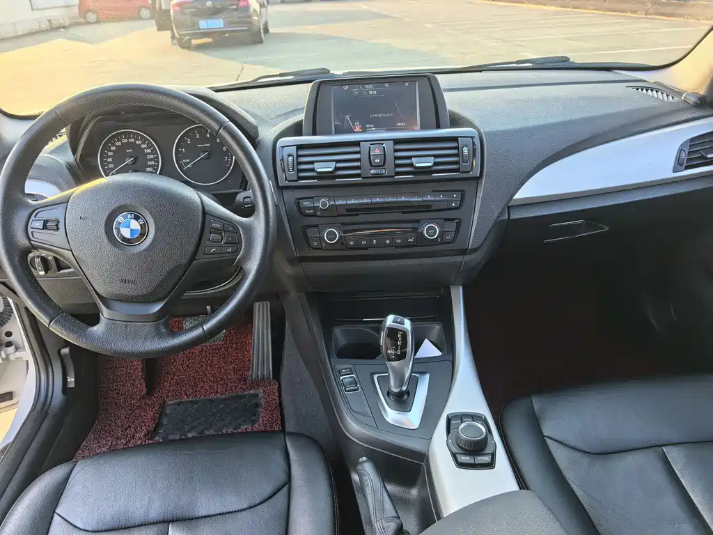 BMW BMW 1 Series (Imported) 2015 Model 118i Leading Edition 2015 - thumbnail 9