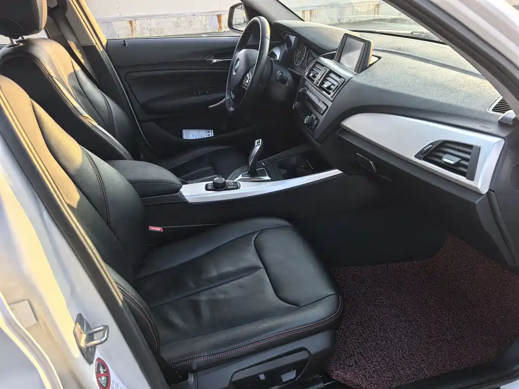 BMW BMW 1 Series (Imported) 2015 Model 118i Leading Edition 2015 - thumbnail 10