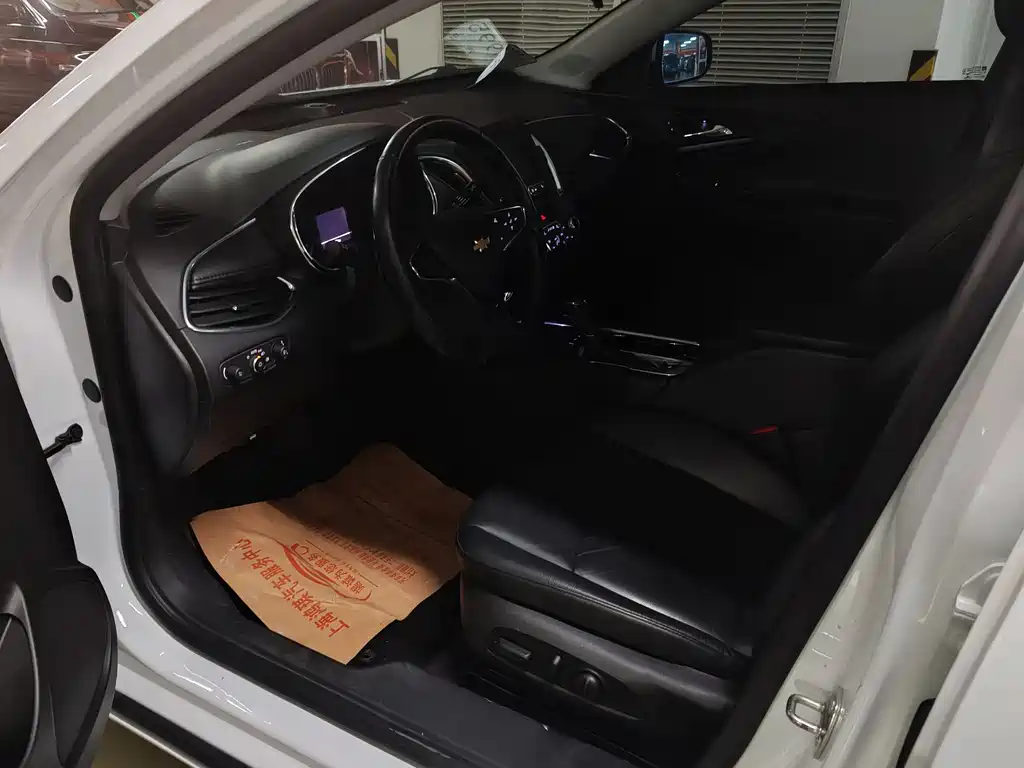 Chevrolet Malibu XL 2018 530T Automatic RS Edition 2018 - thumbnail 4