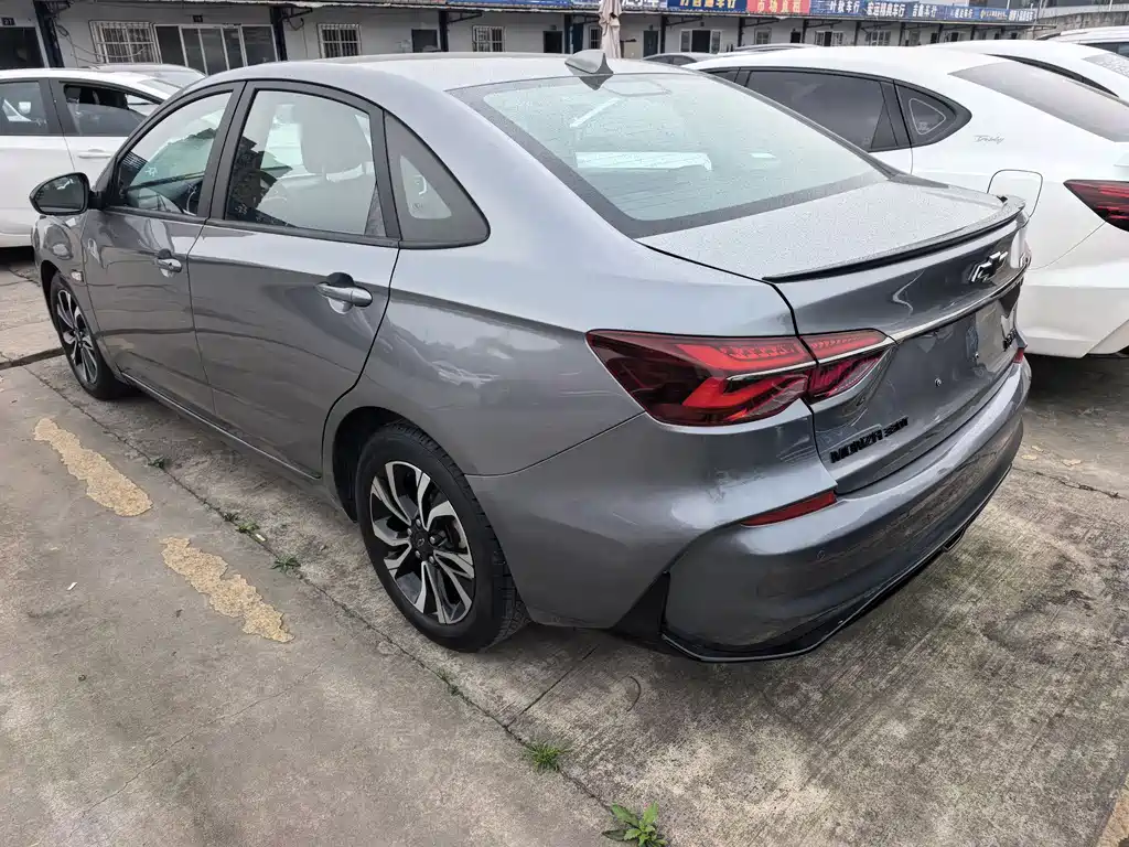 Chevrolet Chevrolet Cruze 2020 Mild Hybrid RS 330T Automatic Joy Edition 2020 - thumbnail 5
