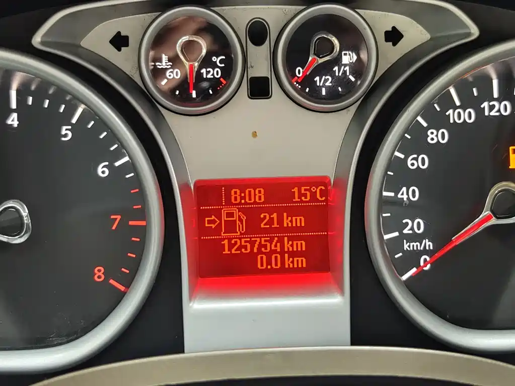 Ford Ford Focus 2011 Sedan 1.8L Automatic Luxury Edition 2011 - thumbnail 15