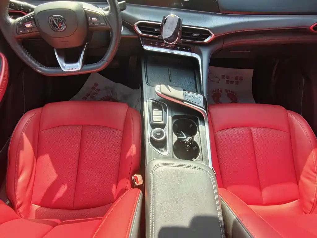 Changan Changan UNI-T 2020 1.5T Luxury Edition 2020 - thumbnail 4