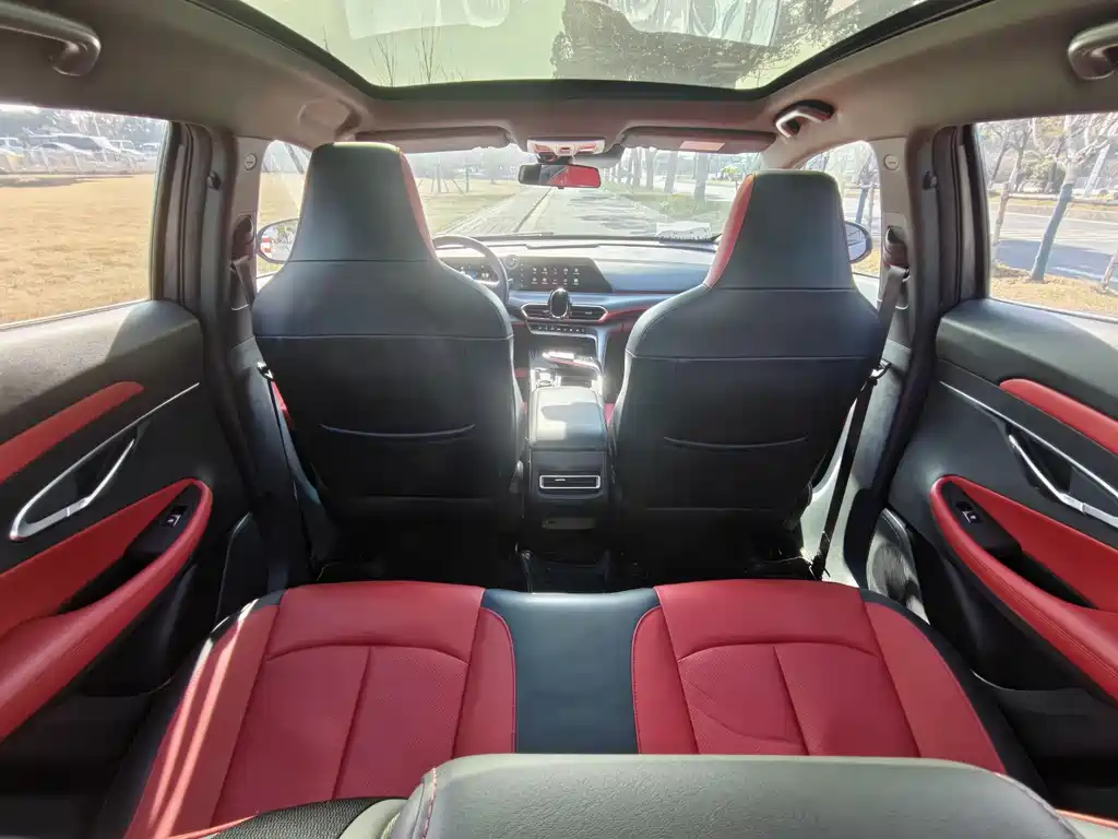 Changan Changan UNI-T 2020 1.5T Luxury Edition 2020 - thumbnail 8