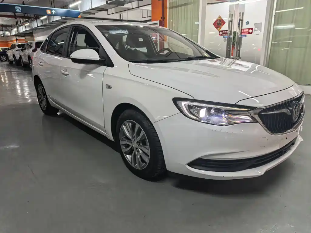 Buick Buick Excelle GT 2019 15T DCT Connected Elite Edition China V 2020 - thumbnail 3