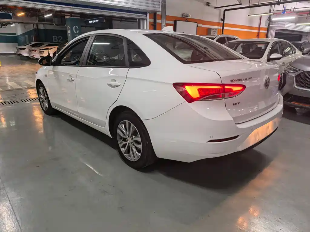 Buick Buick Excelle GT 2019 15T DCT Connected Elite Edition China V 2020 - thumbnail 7