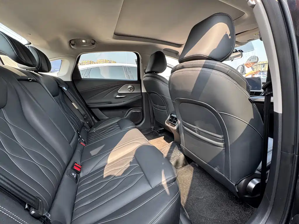 Chery Arrizo 8 2022 1.6T DCT Elegant 2023 - thumbnail 7