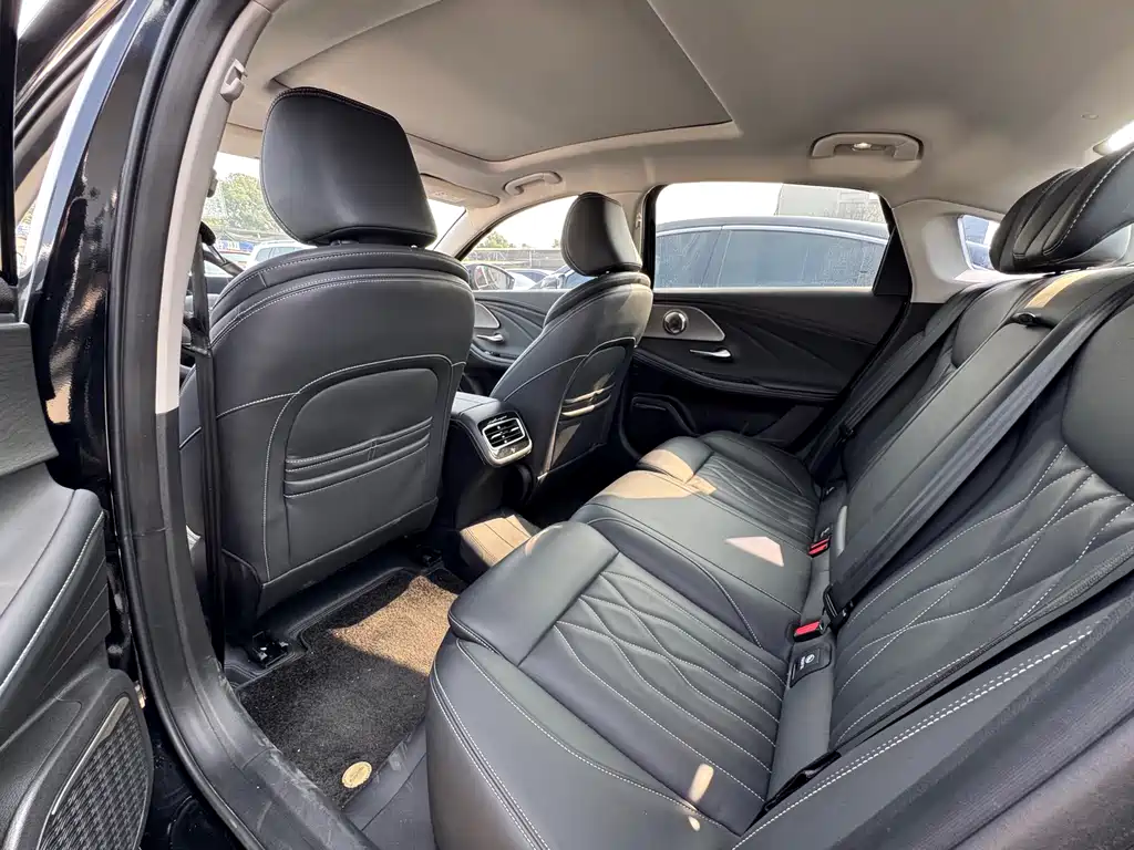 Chery Arrizo 8 2022 1.6T DCT Elegant 2023 - thumbnail 8