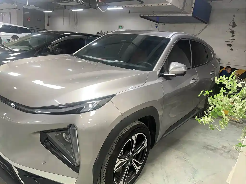 Geely Galaxy Geely Galaxy L7 2025 EM-i 115km Long Range Edition 2025 - thumbnail 2