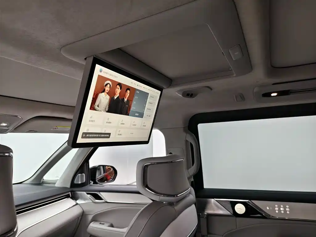 Volvo Volvo EM90 2025 Ultra Six-Seat 2024 - thumbnail 2