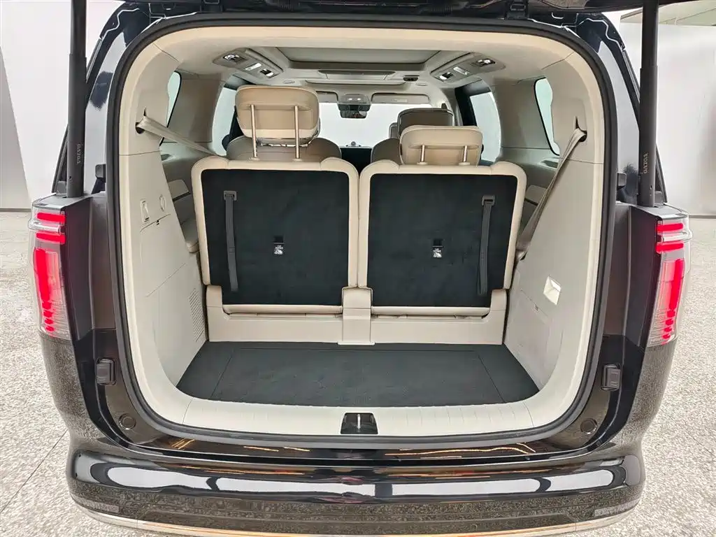 Volvo Volvo EM90 2025 Ultra Six-Seat 2024 - thumbnail 5