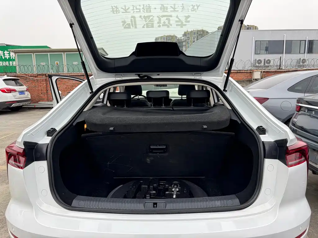 Bestune Bestune B70 2021 1.5T Automatic Enjoy Edition 2021 - thumbnail 9