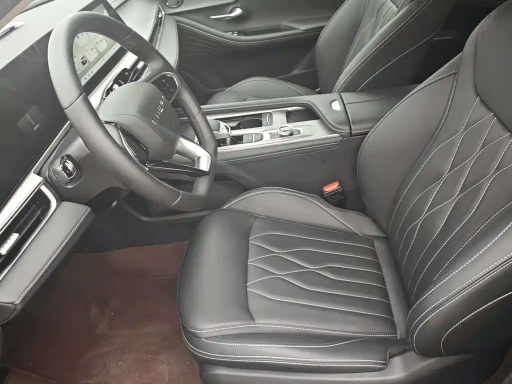 Chery Arrizo 8 2025 1.6T DCT Excellence Edition 2025 - thumbnail 4